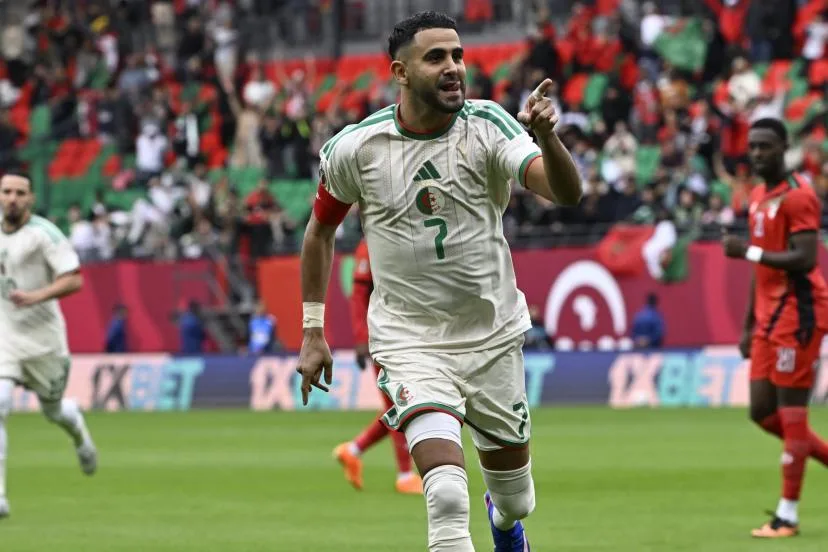Riyad Mahrez s'engage officiellement avec le club qatarien d'Al-Shamal