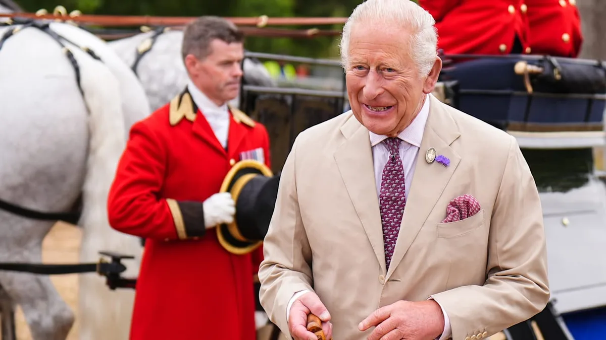 Schlafen wie die Royals - König Charles lädt zum Schlafen in Sandringham ein