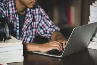 Prouni: alunos devem comprovar informações até esta sexta-feira (14)