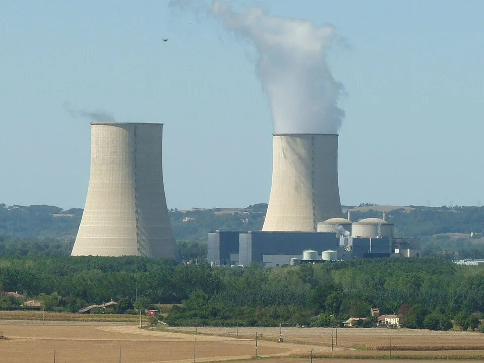 França suspende 20% da produção de energia nuclear devido ao calor extremo