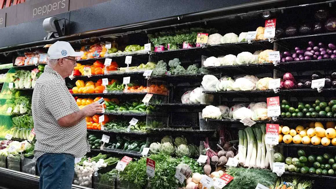 US inflation held steady at 3.4% in August as high fuel prices persist