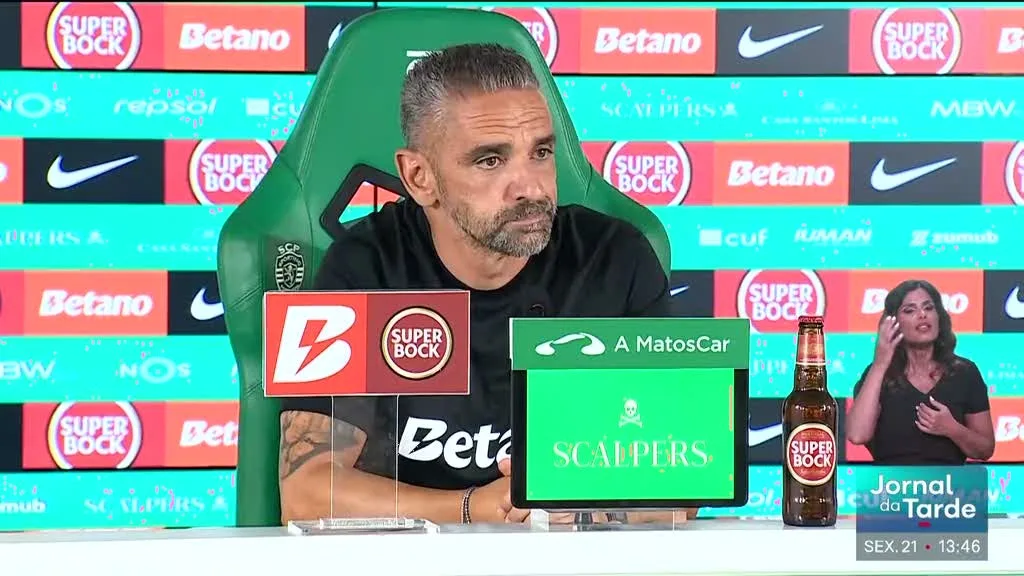 Sporting recebe Alverca e Suárez pode ser titular