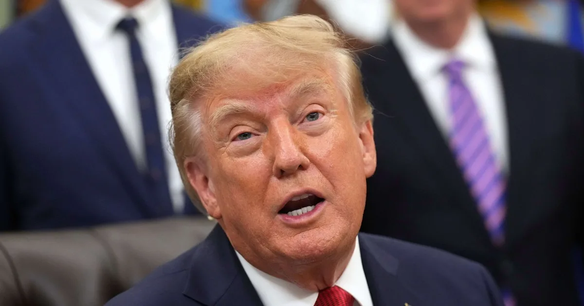 トランプ氏、CNNなど報道3社をホワイトハウス出禁へ 対象拡大も