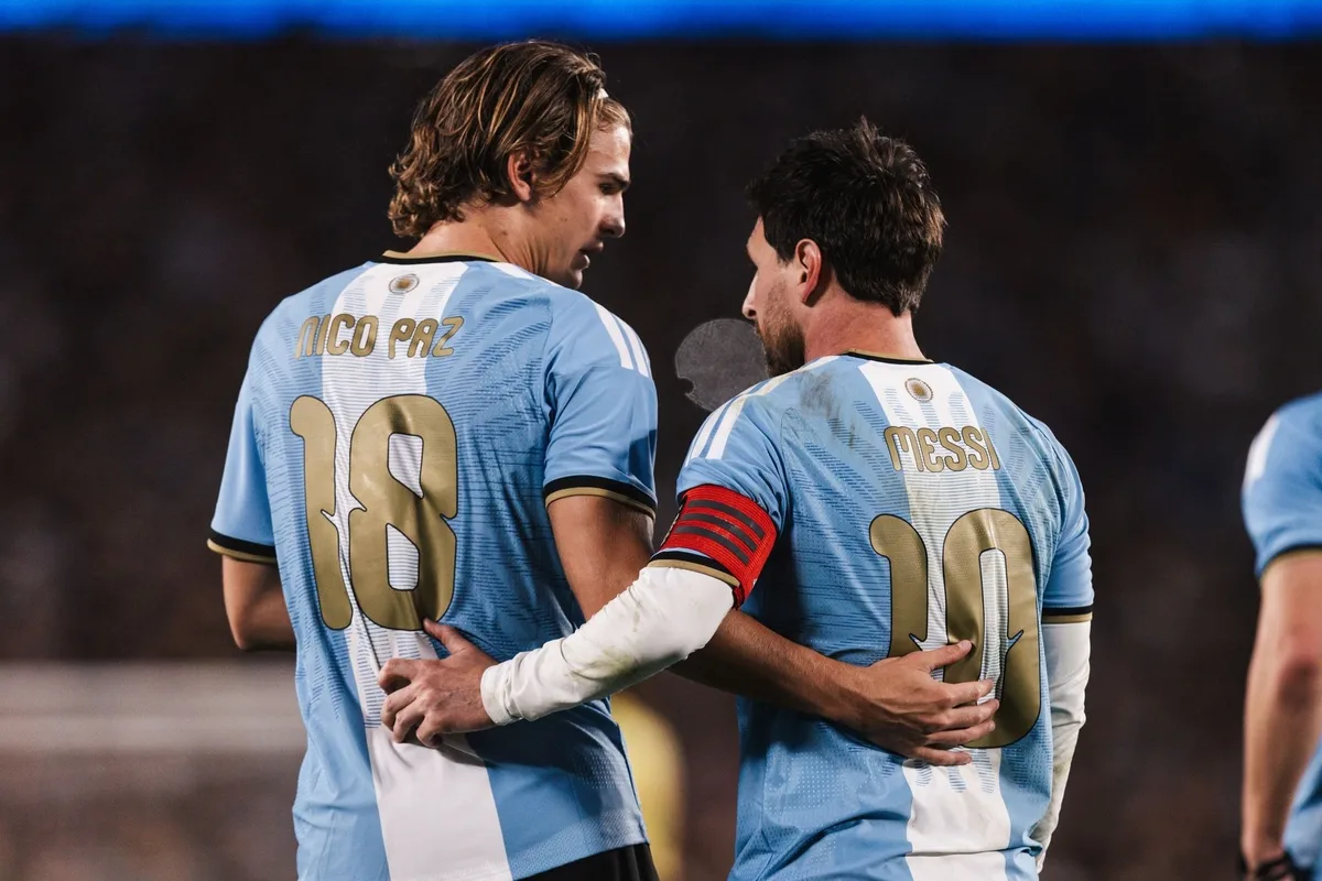 Nicolás Paz, el jugador que mejor se proyecta como heredero del 10 de Lionel Messi en la selección