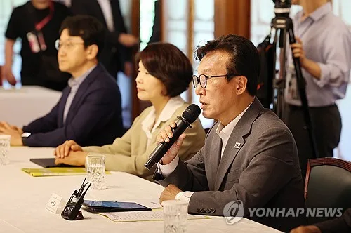 [속보] 당정 "500세대↓ 재개발·재건축 '기초단체장에 권한' 제도개선"