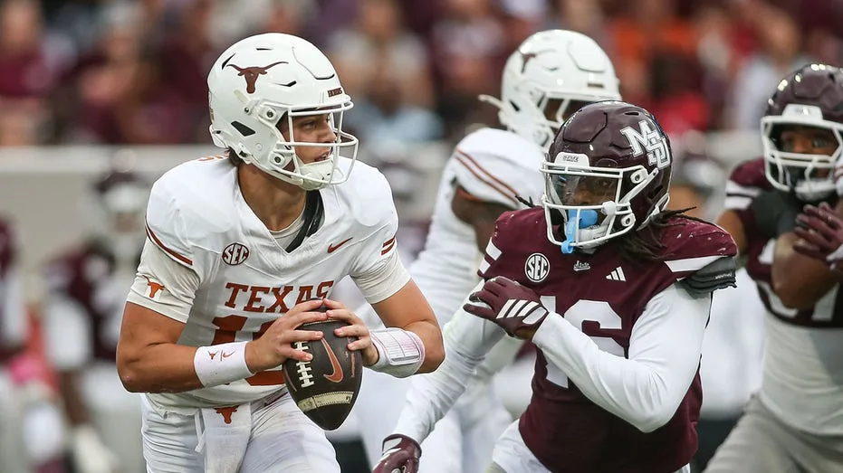 Texas Longhorns favored by 11.5 over Florida Gators despite back-to-back struggles in SEC football