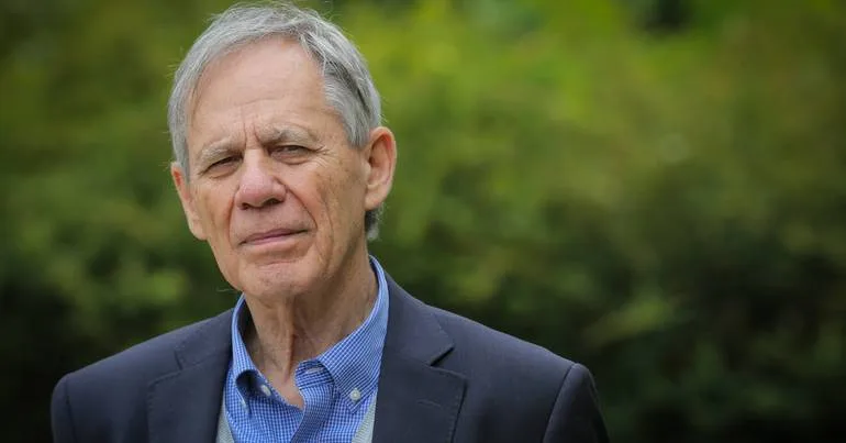 Constantino Sakellarides vê o SNS "em cuidados paliativos"