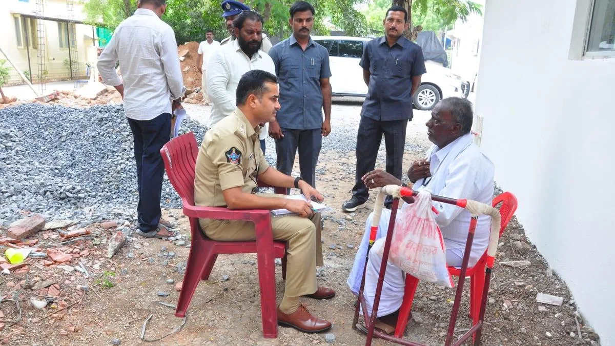Over 300 maize farmers seek payment of dues in Markapuram district