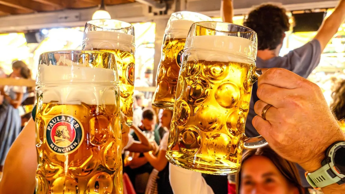 Oktoberfest 2026: Warum die erste Maß auf der Wiesn 20 Euro kostet