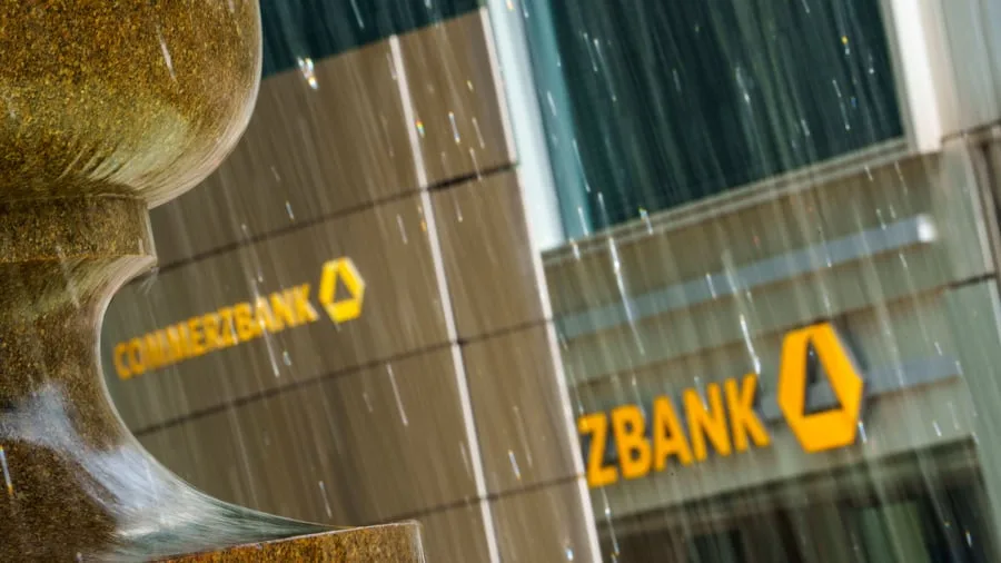 Treffen mit Unicredit-Chef: Klingbeil will rote Linien für Commerzbank-Übernahme ziehen