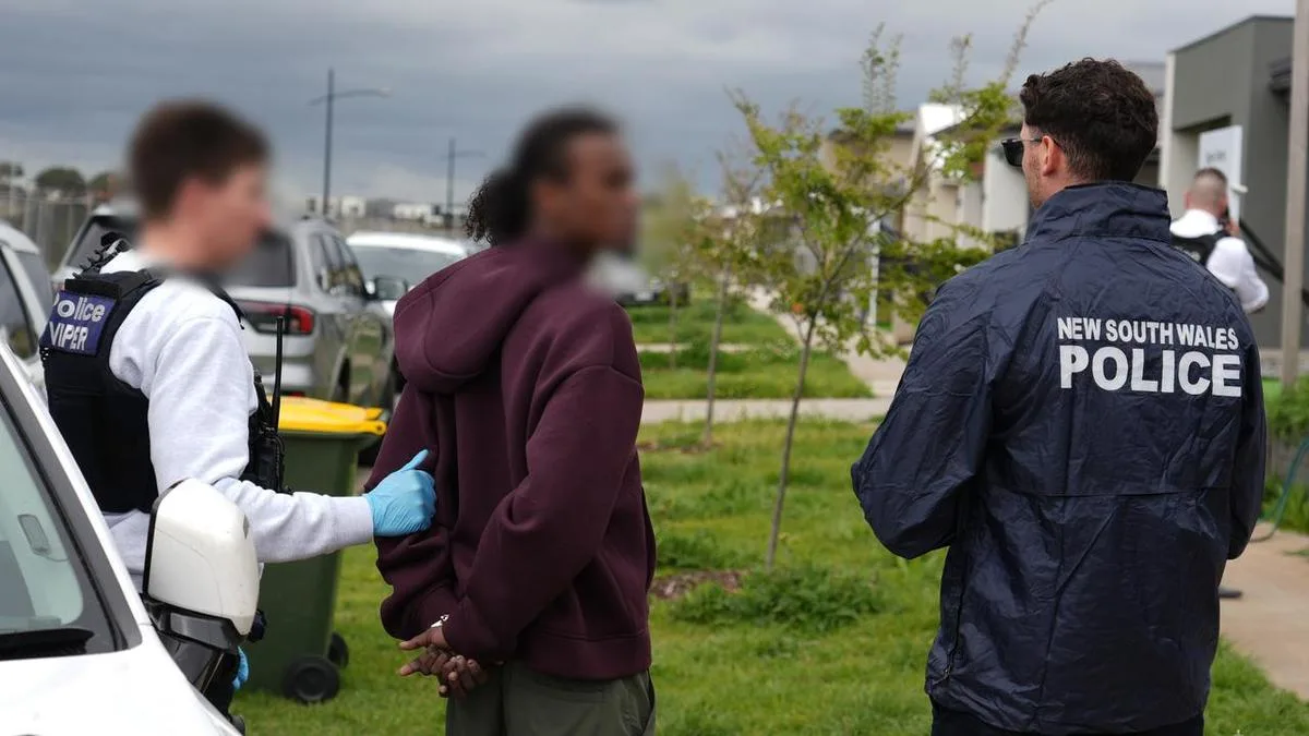 Four to be extradited from Melbourne to NSW over alleged links to mistaken-identity shooting