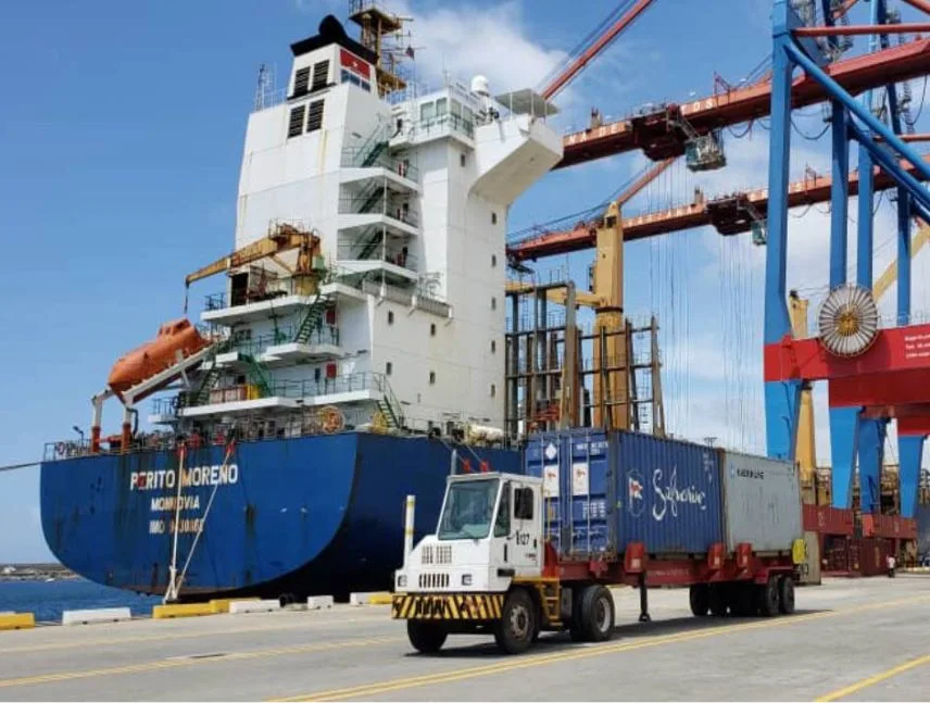 Aduanas comienzan a recibir mercancía para diciembre