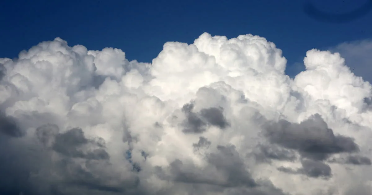 Météo. Orages, grêle et vent : le Rhône, l'Ain, le Jura et quatre départements de l'est de la France en vigilance orange