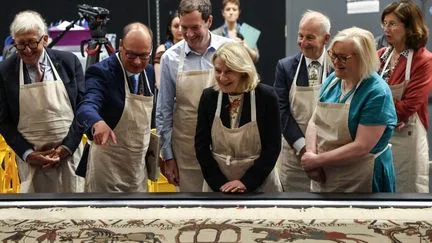 Tapisserie de Bayeux à Londres : "C'est un nouvel épisode de notre histoire", se réjouit la ministre de la Culture
