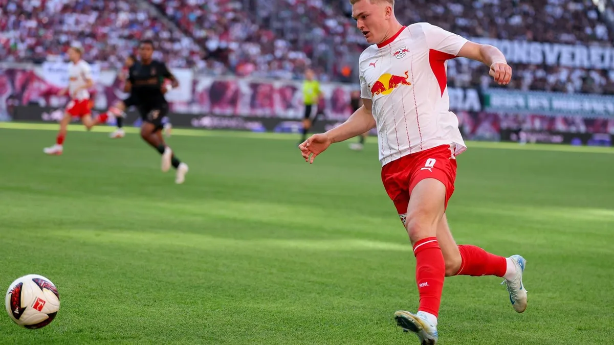Fußball-Transfers: RB Leipzig verleiht Conrad Harder nach Frankreich