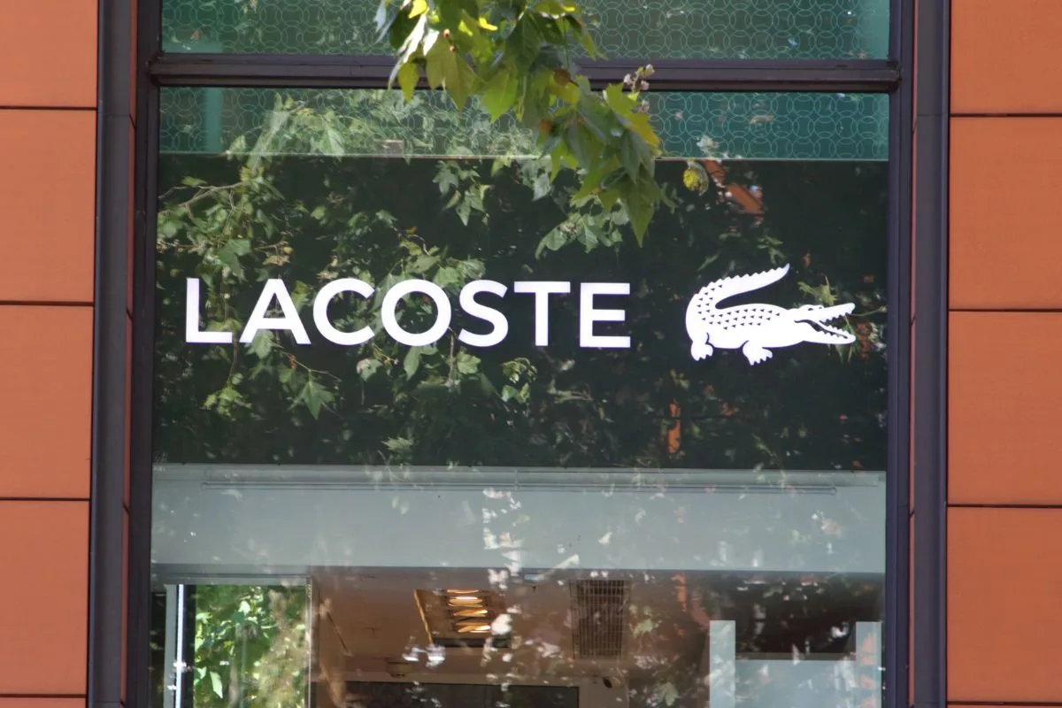 CEO da Lacoste é demitido dias antes de desfile na Semana de Moda de Paris
