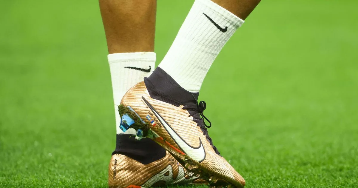 Sortie du S&P 100, départ de Kylian Mbappé, arrivée d’Alexandre Arnault : le géant américain Nike au bord du déclassement