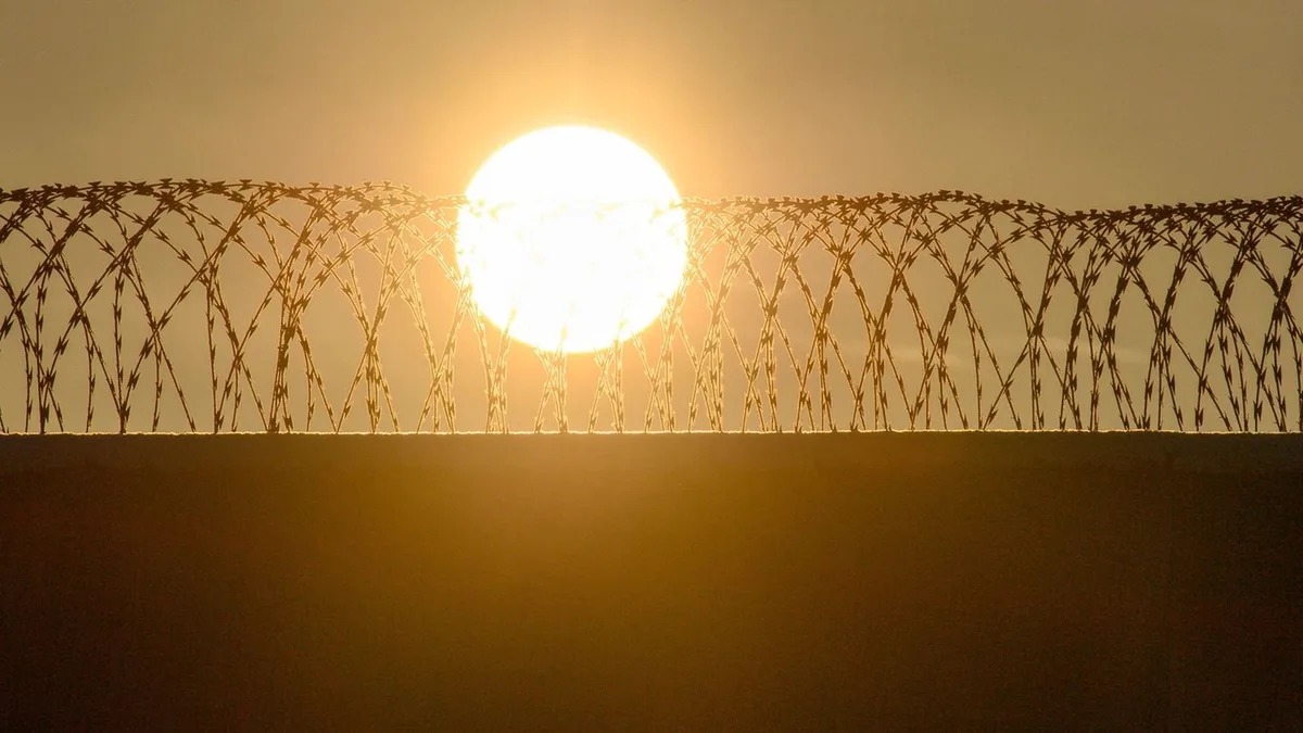 Strafvollzug: Bestnoten bei Schulabschlüssen hinter Gittern