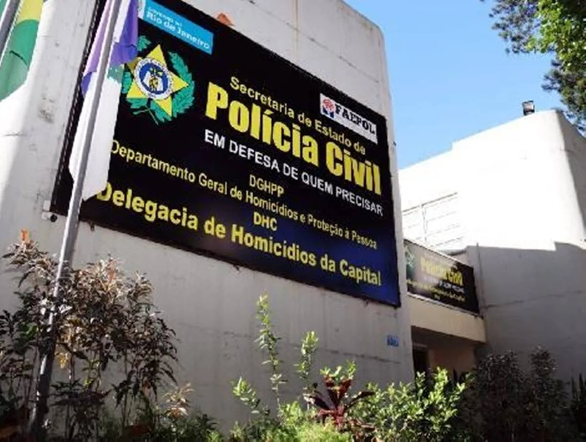 Policial penal é morto após troca de tiros com PM no Rio