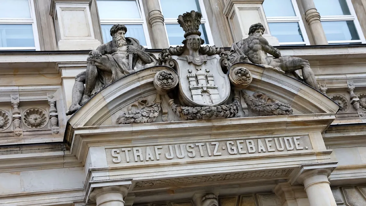 Angedrohte Razzia bei ZEIT-Reporterin - „Ein Angriff des Staates auf die Pressefreiheit“