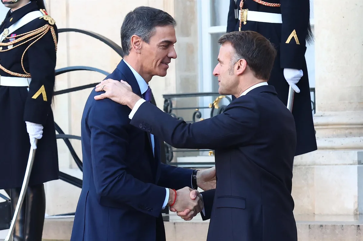 Macron visitará España a finales de septiembre con el Tratado de Amistad pendiente de ratificar