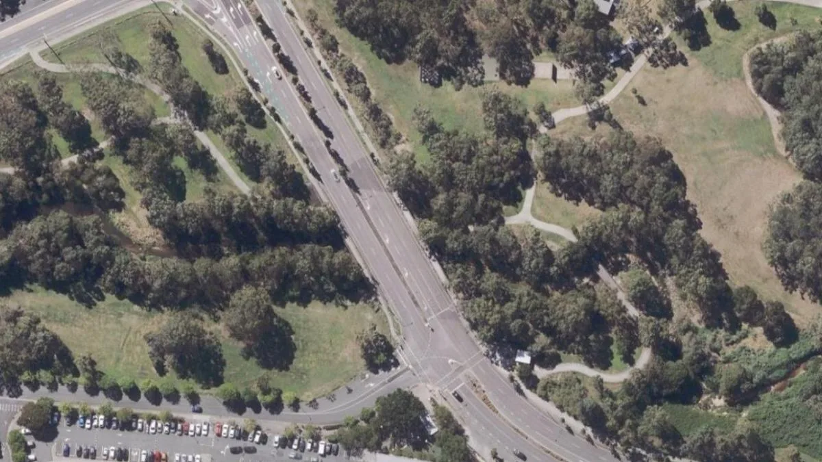 Body of local Brisbane man found in bushland at Chermside park