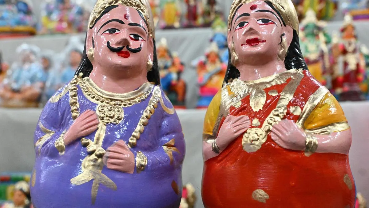 Navratri kolu in Coimbatore: Doctor sets and dancing dolls take centre stage