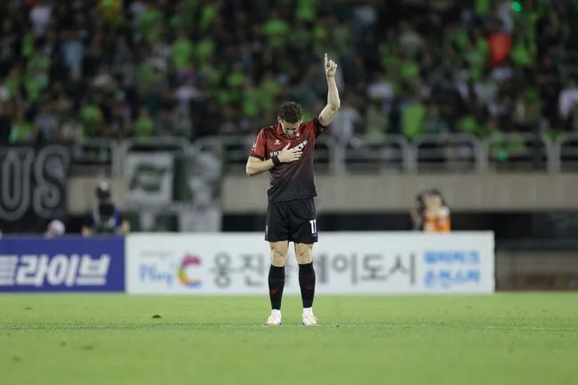 '1골 1도움' 전북 격파한 부천 갈레고, K리그1 23R MVP...K리그2는 '커리어 첫 해트트릭' 에울레르 선정
