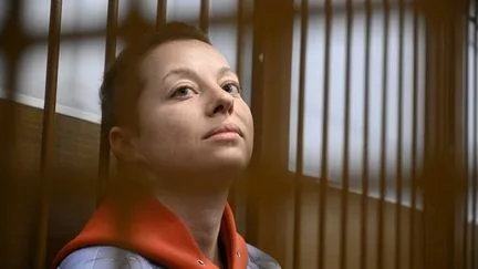 "Car février n'en finit plus...", le recueil de poésie de l'opposante russe emprisonnée Evguénia Berkovitch, publié en français