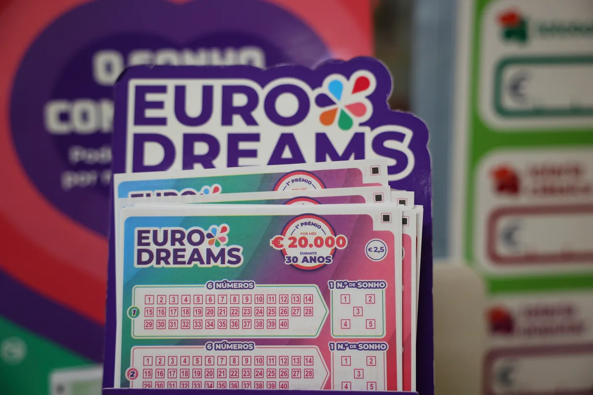 Quinta-feira e o Eurodreams pode ajudar nos próximos meses. Conheça a chave vencedora aqui