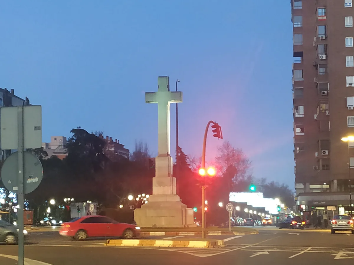 Darse de cruces