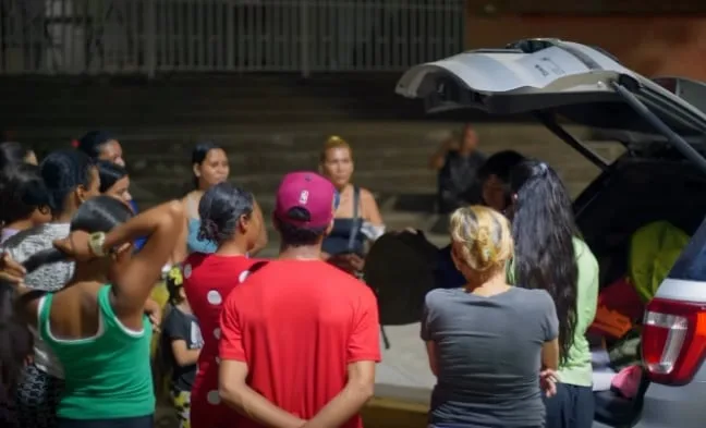 Mérida | Red «Mujeres en Escena» regresa a La Guaira para apoyar a afectados por terremotos