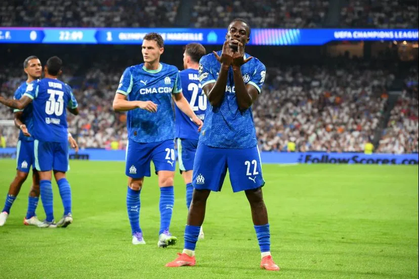 Mahrez, Sterling, Rabiot, Lamine Yamal : quand les stars du foot reprennent le signe de Jul