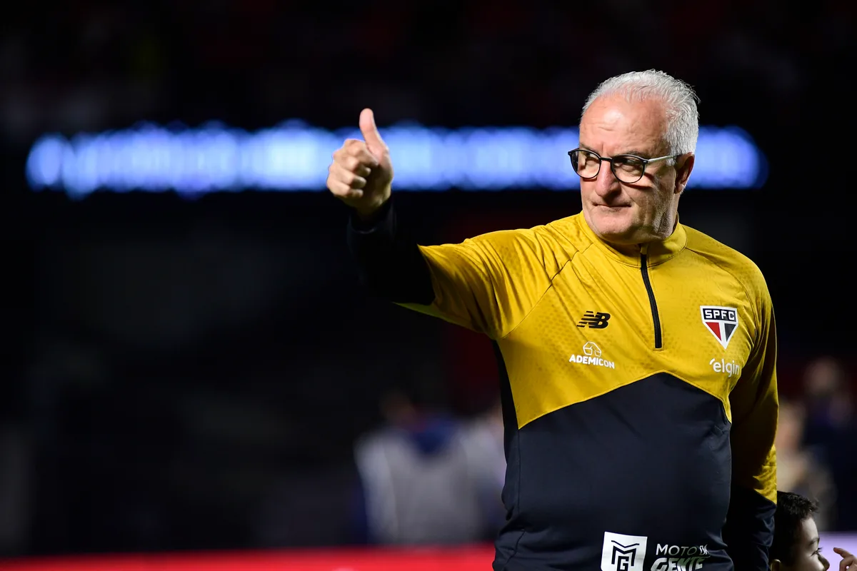 "Olhar para cima": São Paulo se afasta do Z-4 e começa a fazer contas de olho na Libertadores
