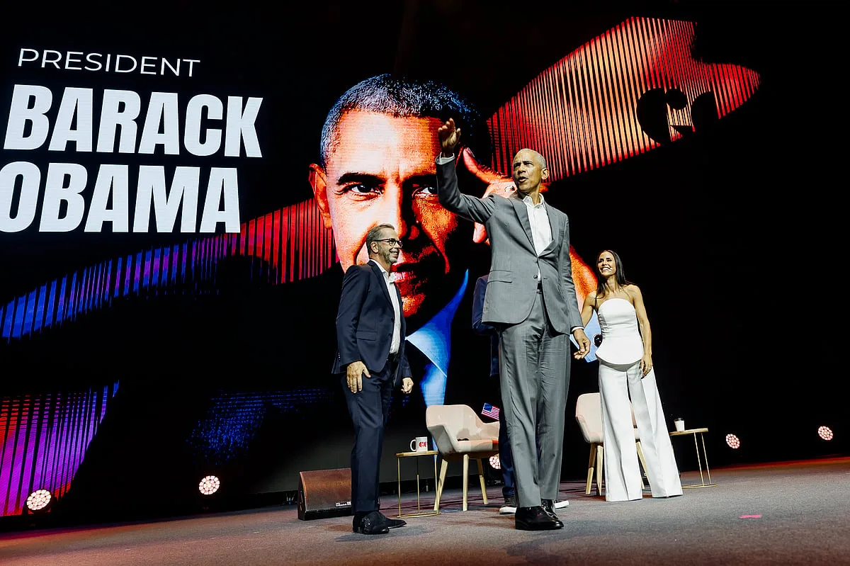 Obama em Lisboa: "Precisamos de mais líderes jovens porque líderes velhos não sabem como usar o telemóvel"