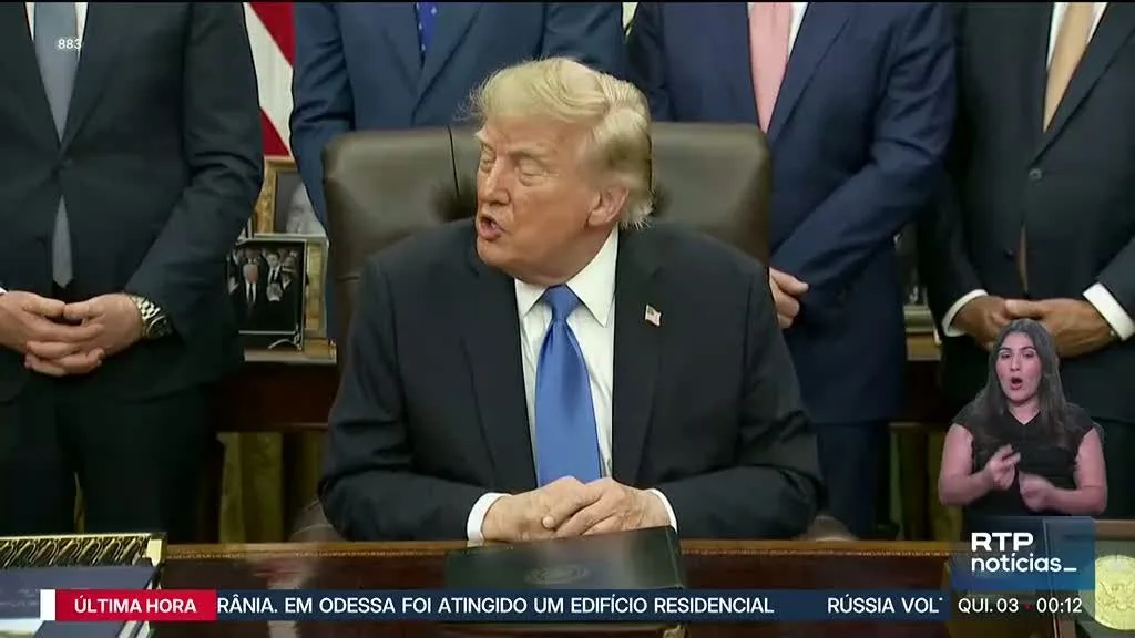 Donald Trump elogia Delcy Rodríguez, mas adia eleições na Venezuela