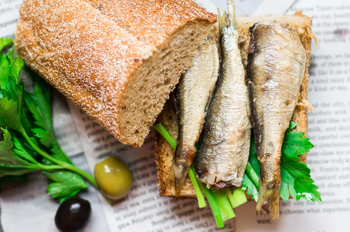 Cómo hacer sardinas en freidora de aire, una técnica cómoda, fácil y sin olores