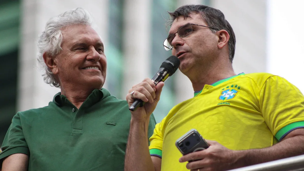 Caiado chama Flávio Bolsonaro de “desesperado” após tom de fúria por fala de Kassab