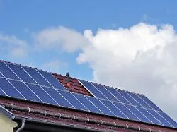 Mit "Gebühren bestraft": Verbände laufen Sturm gegen geplanten Solaraufschlag