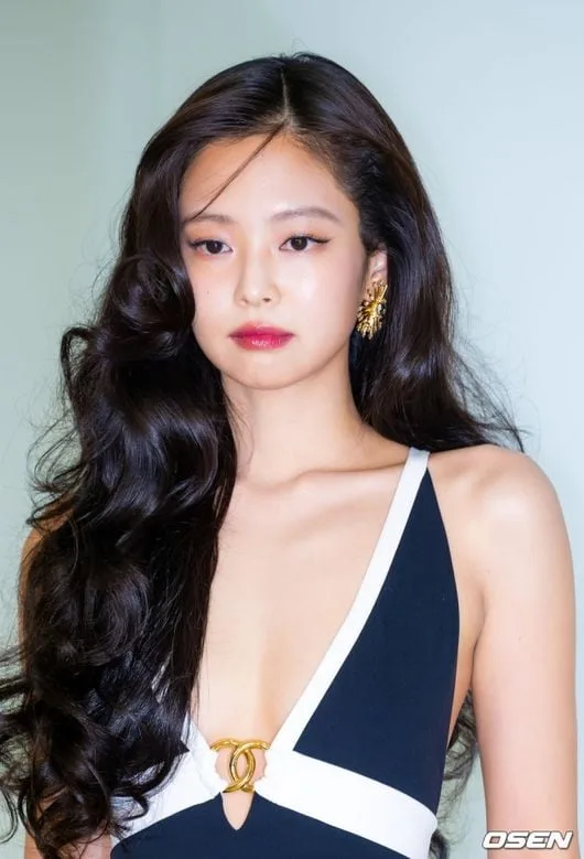 제니, 블랙핑크 10주년 행사 잡음에 전한 진심.."성숙하지 못한 모습 미안"