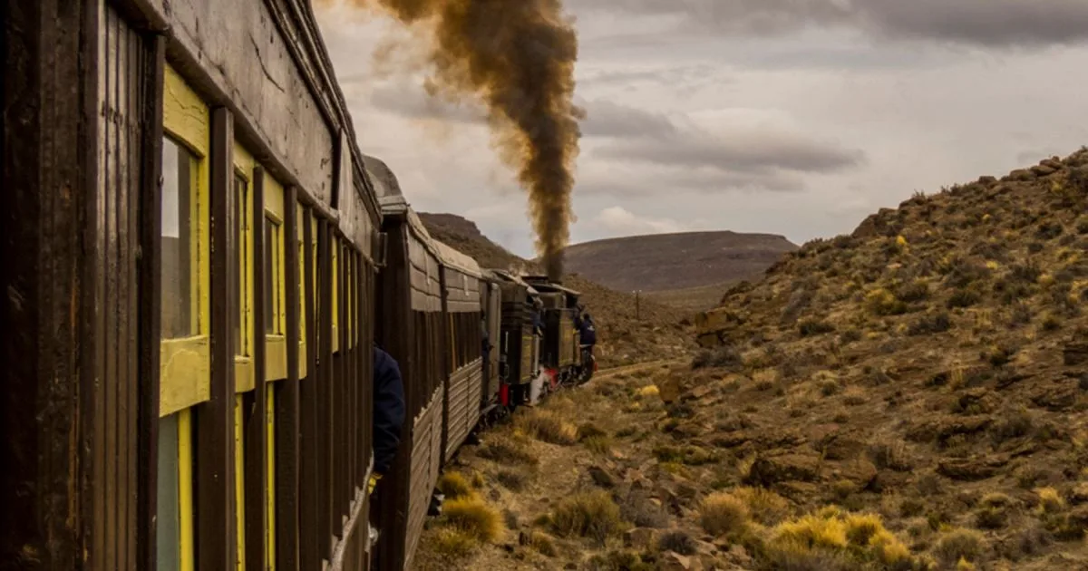 La Trochita, una joya histórica de la Patagonia: cómo es el viaje por la estepa rionegrina desde Jacobacci