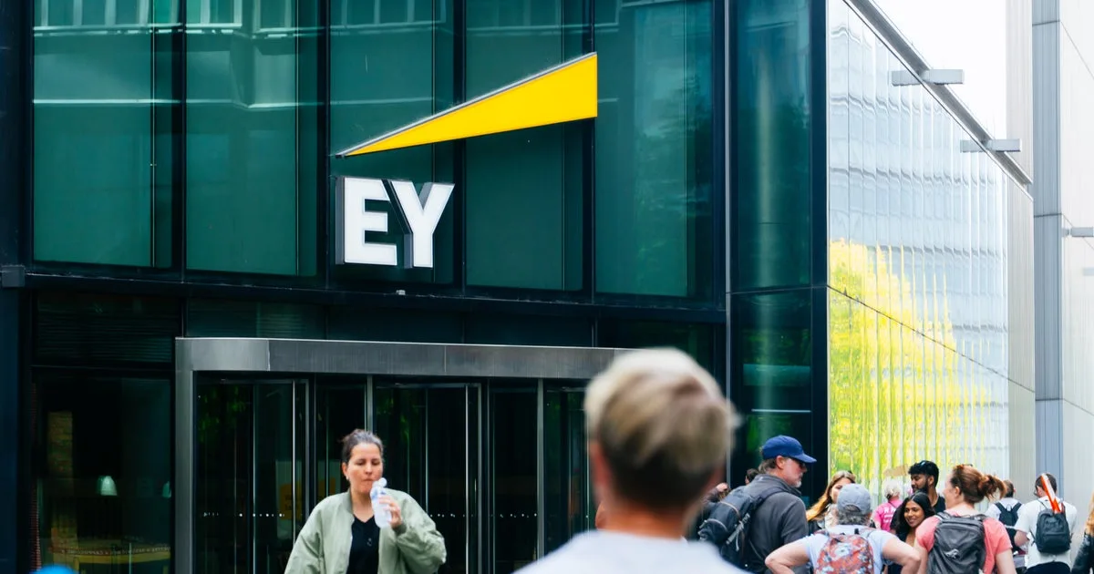 E&Y to award $100 million in bonuses for workers who show people skills