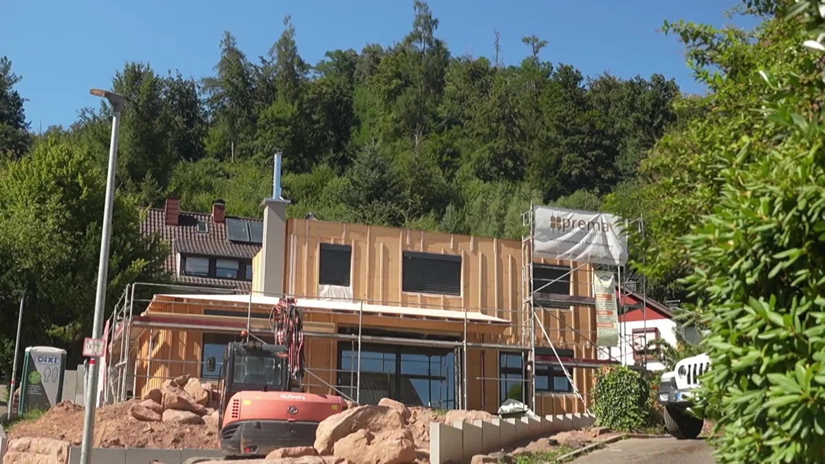 Hitzeschutz beim Neubau für kühles Wohnen ohne Klimaanlage