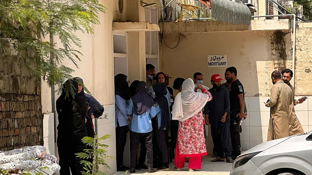 Mueren 14 recién nacidos en un incendio en un hospital de Islamabad (Pakistán)