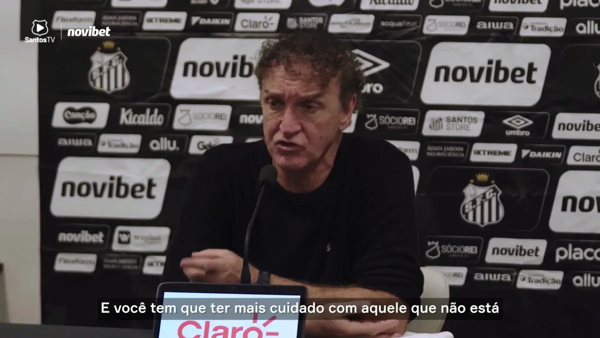 Cuca destaca poder de reação do Santos e alimenta esperança para outro clássico