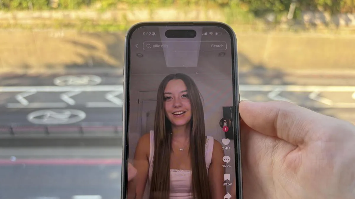 Ellie Ellis, la adolescente que ha “conquistado” el algoritmo de TikTok sin que nadie sepa cómo
