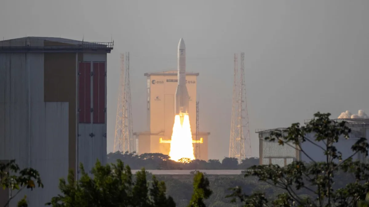 Start geglückt - Ariane 6 bringt Wetter-Satelliten ins All