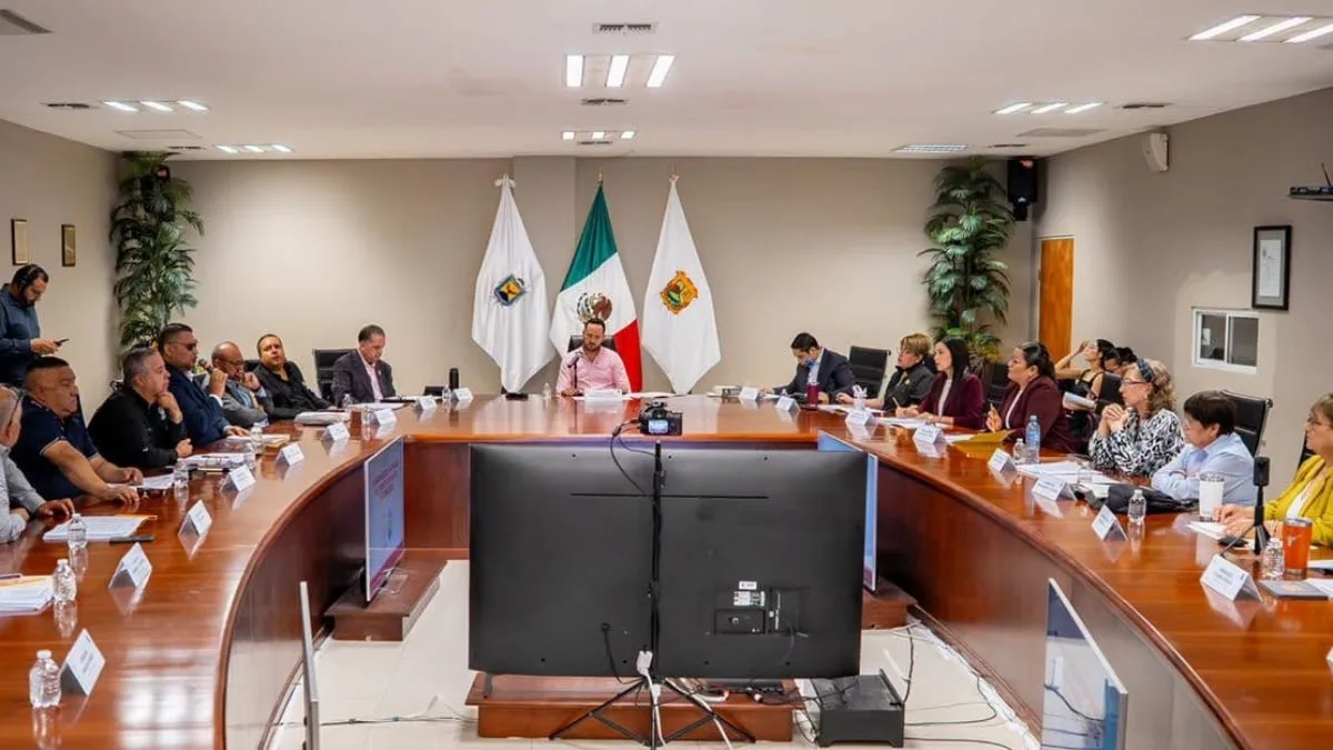 ‘Drogadicto’ y ‘Porky’: Alcalde de Piedras Negras y regidor intercambian insultos en Cabildo