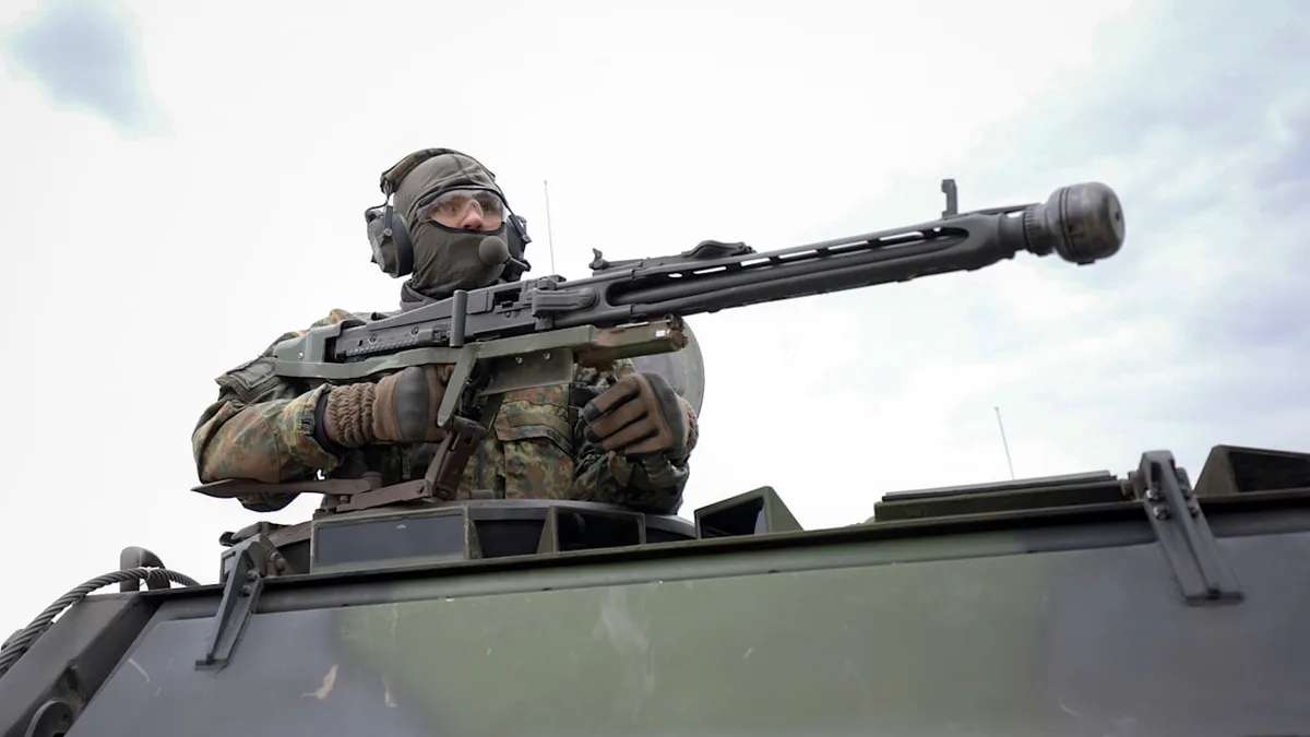 Spionage-Alarm! - Bundeswehr sortiert Deutsch-Russen aus