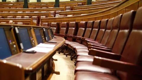 El adelanto electoral liquida meses de negociaciones y devuelve reformas a la casilla de salida